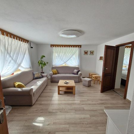Stol Apartments زيروفنيكا المظهر الخارجي الصورة